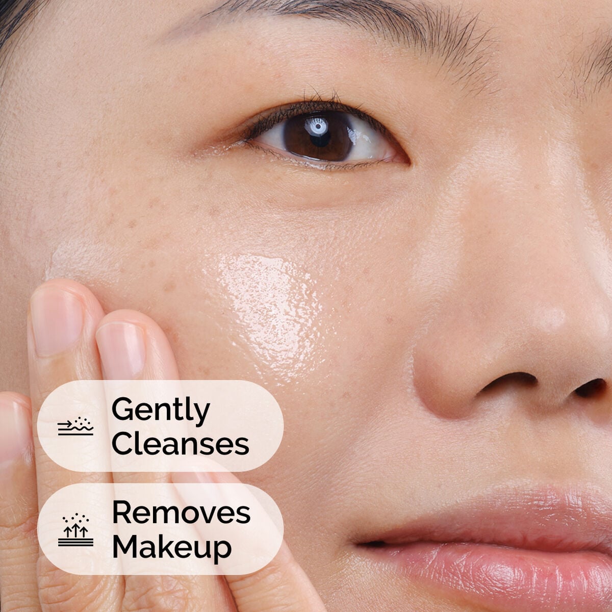 squalane-cleanser-h5 ord-squalane-cleanser-model-application-with-benefits.jpg